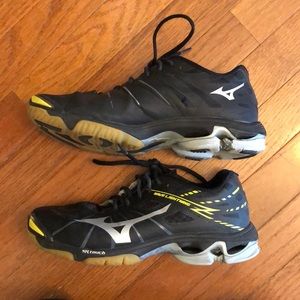 Mizuno Volleyball Shoes